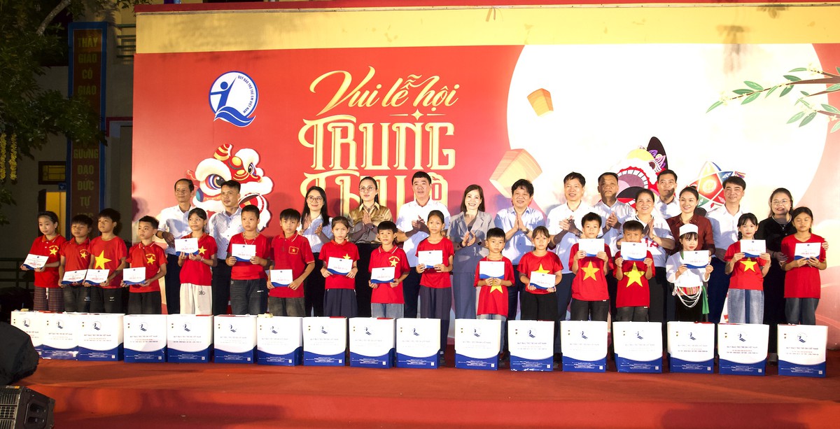 "Năm nay là Trung thu vui nhất của chúng con!"- Ảnh 2.