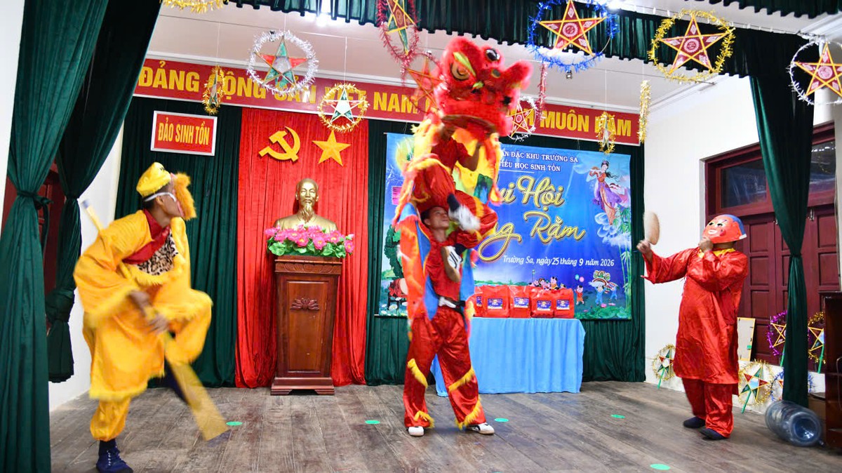 Mùa Trung thu ấm tình quân dân ở Đặc khu Trường Sa- Ảnh 2.