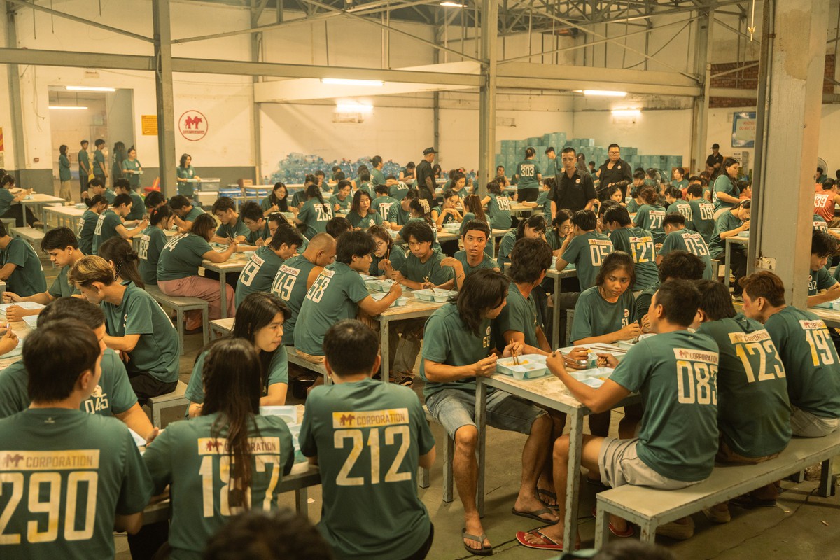 “Trại buôn người” thu 50 tỷ đồng sau 3 ngày ra rạp- Ảnh 2.