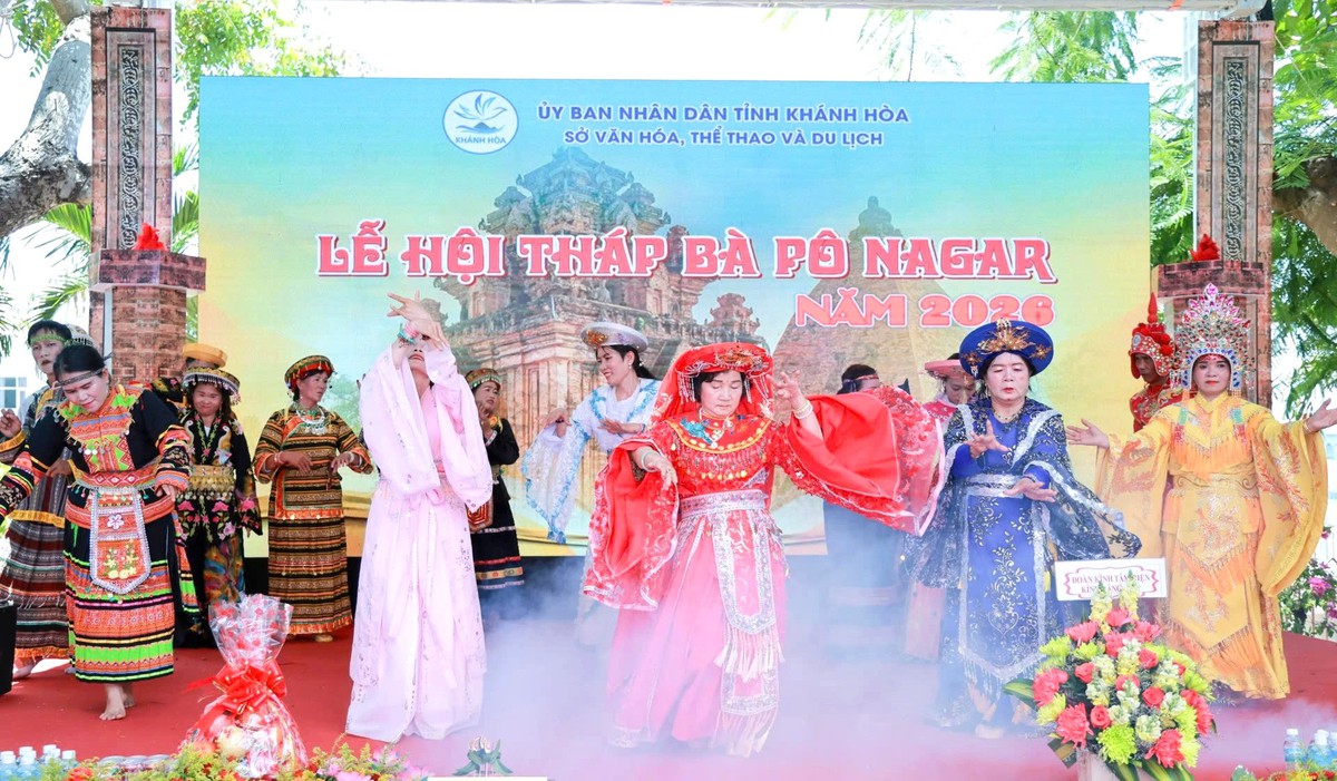 Di sản Cồng chiêng và những lễ hội văn minh đưa giá trị Việt Nam vươn xa - Ảnh 3.