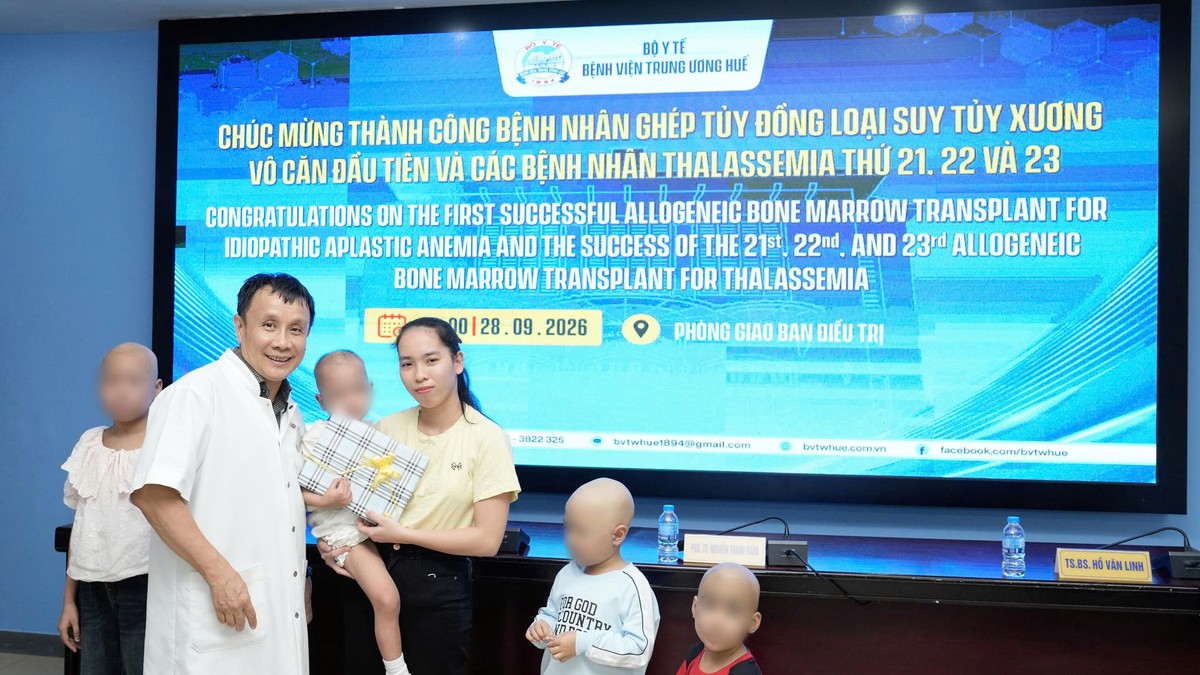 Em bé 1,5 tuổi hiến tủy cứu chị gái mắc suy tủy xương- Ảnh 2.
