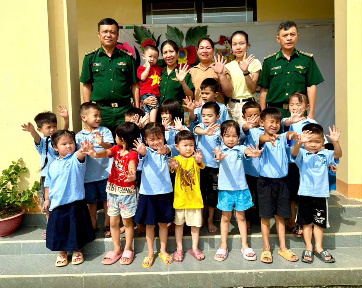 Nữ Trung tá biên phòng được đề cử Giải thưởng Phụ nữ Quân đội lần thứ Nhất- Ảnh 4.