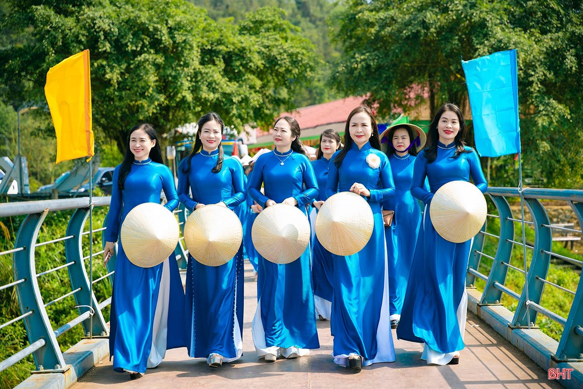Người "giữ lửa" phong trào phụ nữ vùng đặc thù Hà Tĩnh - Ảnh 3.