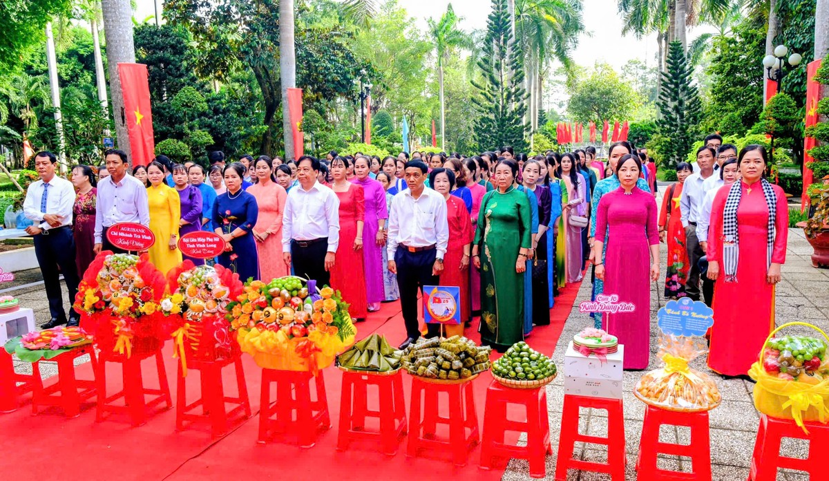 Hội LHPN tỉnh Vĩnh Long biểu dương 25 mô hình tiêu biểu học tập và làm theo Bác - Ảnh 2.