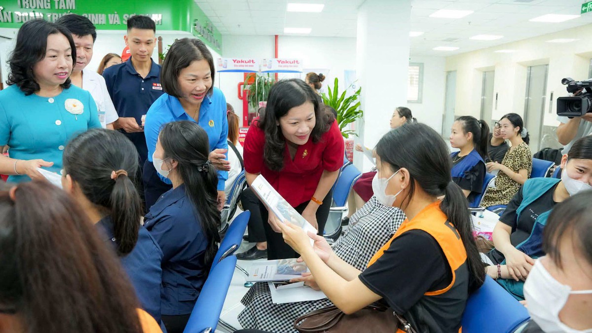 Từ Nghị quyết đến nơi làm việc: Người lao động sẽ được gì trong giai đoạn mới?- Ảnh 3.