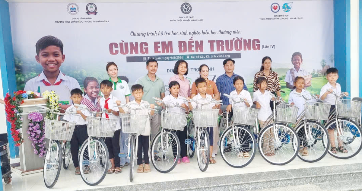 Hội LHPN tỉnh Vĩnh Long huy động gần 600 triệu đồng chăm lo cho học sinh hiếu học - Ảnh 1.