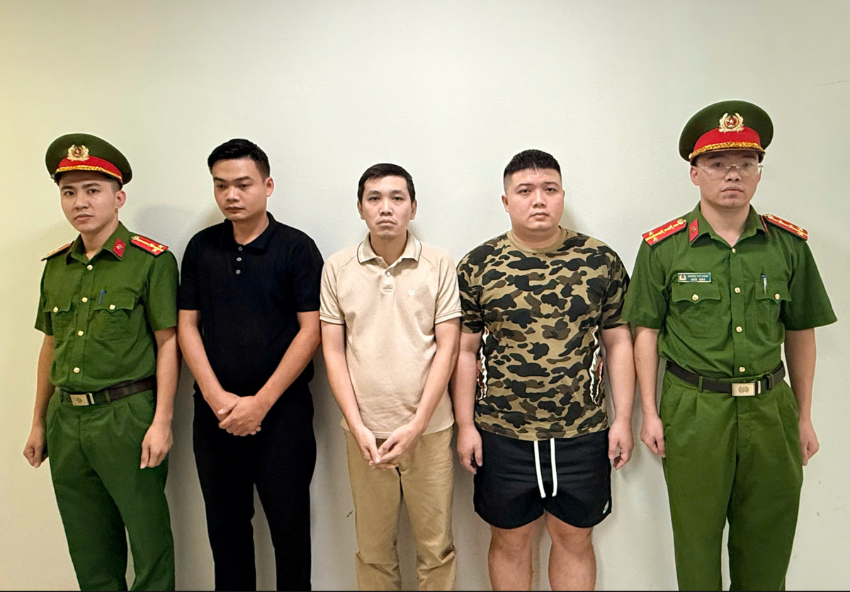 Vụ xe cứu thương thu 9,5 triệu đồng: Thuốc 4 nghìn đồng tính 600 nghìn đồng - Ảnh 1.