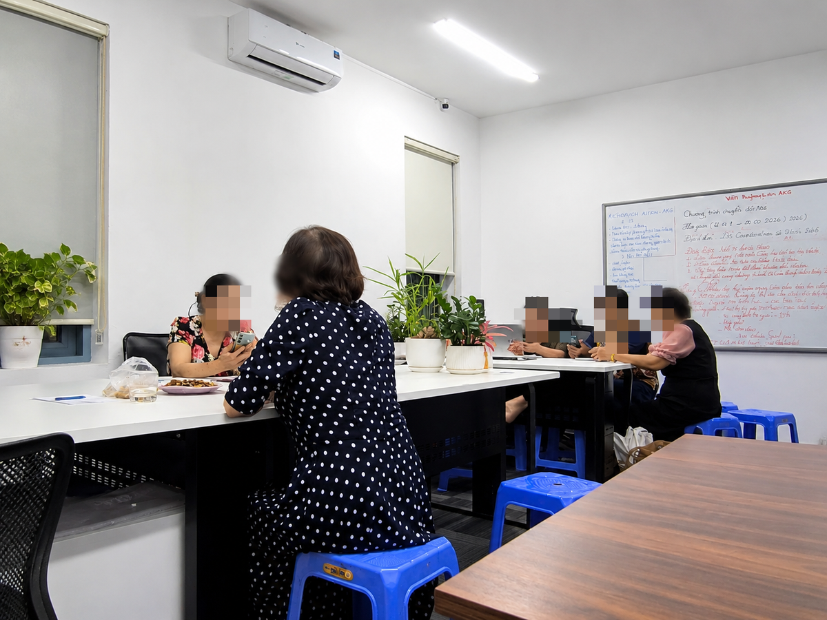 Theo dấu hệ sinh thái AKG - Bài 2: Đi mua "sổ đỏ"- Ảnh 2.
