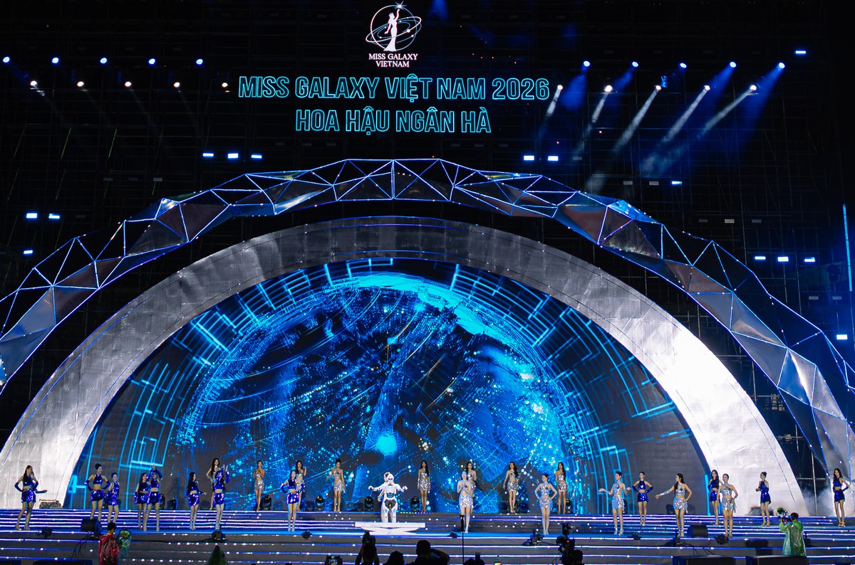 Sinh viên Đại học Sư phạm Hà Nội đăng quang Miss Galaxy Vietnam 2026- Ảnh 2.