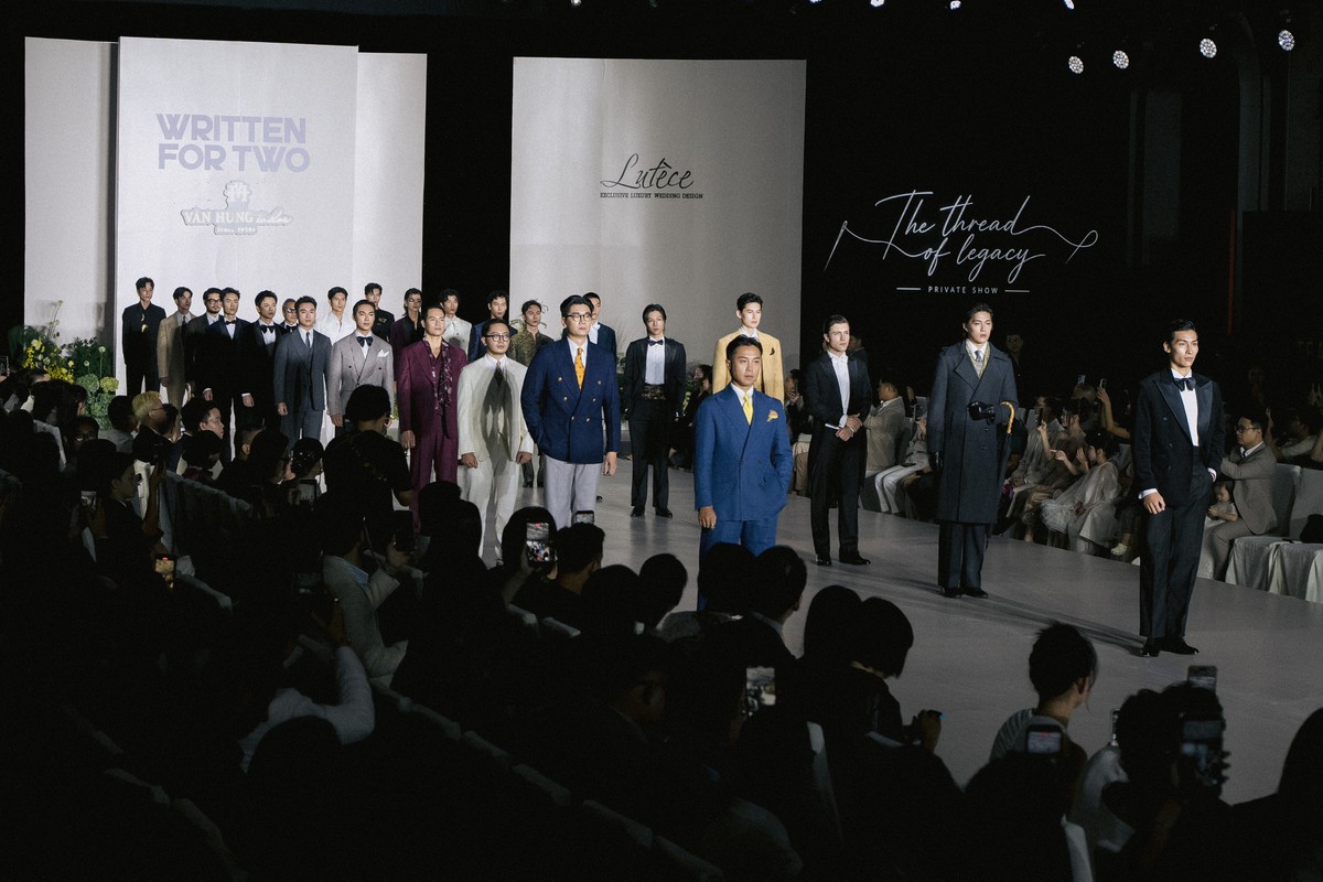 Fashionisto Thuận Nguyễn trình diễn trang phục chú rể ở tuổi 74 - Ảnh 3.
