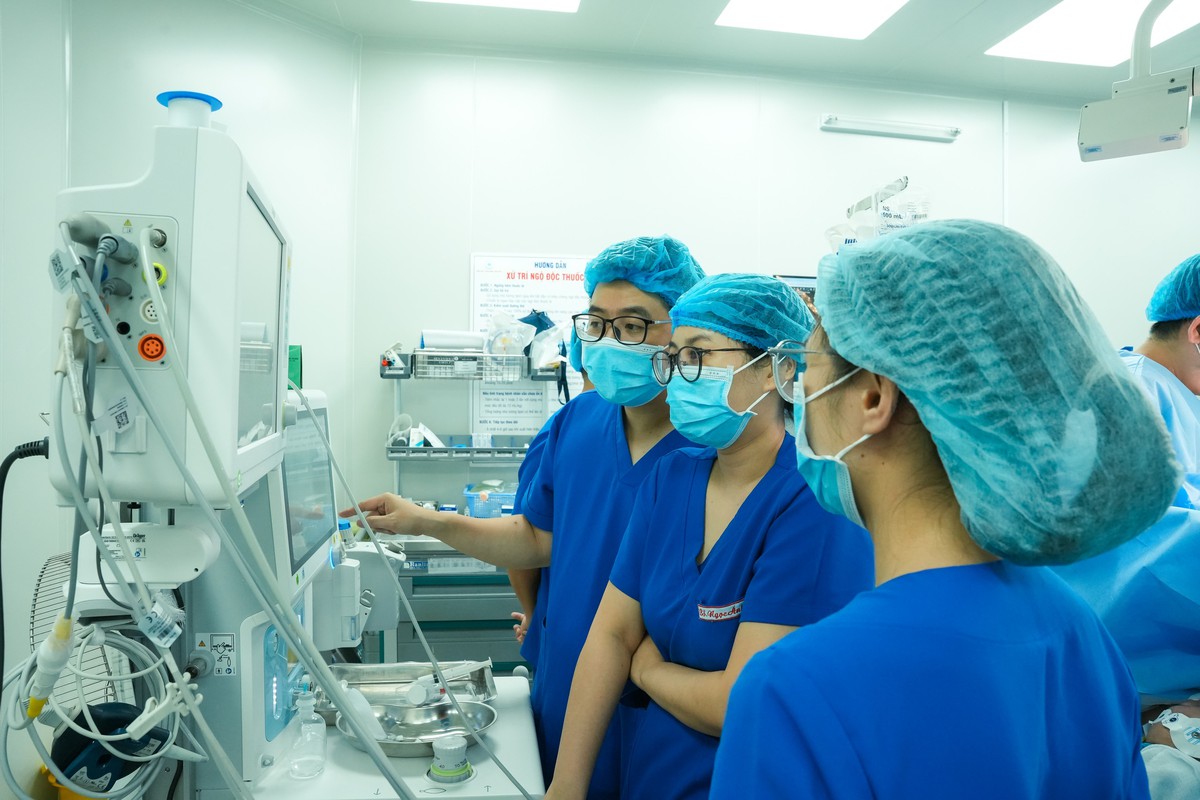 Em trai 29 tuổi hiến gan cứu anh - Ảnh 2.