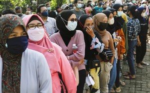 Indonesia: Áp lực từ trang phục Hồi giáo đối với nữ sinh