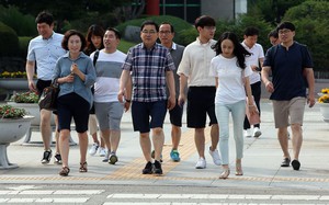 Người dân Hàn Quốc được kêu gọi mặc quần đùi để... tiết kiệm điện