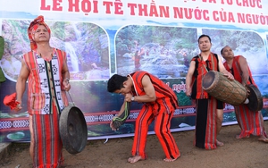 Nét đẹp tiềm ẩn trong lễ Tế thần nước của người Pa Cô