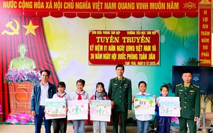 Xúc động hình ảnh chú bộ đội trong trái tim trẻ thơ miền biên viễn