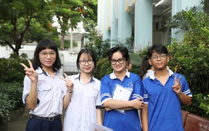 Thi tốt nghiệp THPT 2025: Nhiều sĩ tử mong đề thi Ngữ văn đề cập đến công nghệ, AI
