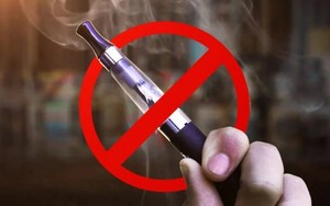 Thuốc lá điện tử bị cấm nhưng vẫn bán công khai trên mạng 