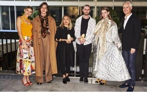 Nữ Việt kiều Australia đem 