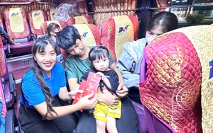 Đồng Nai: Gần 2.800 công nhân về quê trên “Chuyến xe Công đoàn - Xuân 2026”