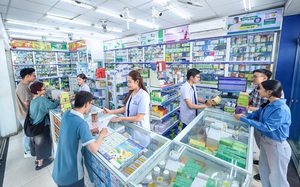 Long Châu đồng hành thương hiệu nhãn khoa từ Nhật Bản Santen khởi động chương trình tầm soát khô mắt sớm cho cộng đồng