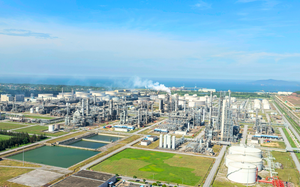 2 nhà máy lọc dầu trong nước hoạt động ra sao khi giá xăng dầu tăng vọt?