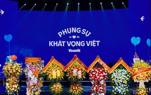 Phó Chủ tịch nước Võ Thị Ánh Xuân trao danh hiệu Anh hùng lao động cho Vinamilk  - Ảnh 4.