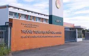 Đề thi Ngữ văn kỳ thi lại tại Tuyên Quang: Có tính phân hóa, gắn với vấn đề thời sự - Ảnh 4.