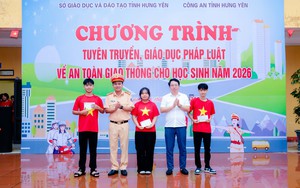 Công an Hưng Yên trình diễn UAV phục vụ tuần tra, giám sát giao thông - Ảnh 8.