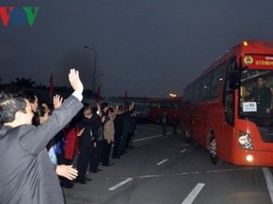 Hà Nội tổ chức nhiều chuyến xe miễn phí đưa công nhân về quê đón Tết