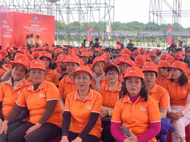 Hội LHPN Việt Nam mít tinh hưởng ứng Tháng Hành động vì bình đẳng giới năm 2025- Ảnh 1.