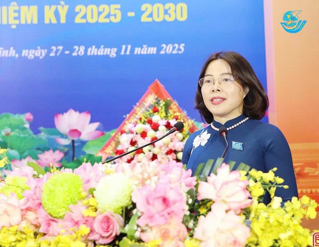 Trung ương Hội và lãnh đạo Tỉnh ủy chỉ đạo nhiệm vụ trọng tâm nhiệm kỳ mới đối với Hội LHPN Hà Tĩnh- Ảnh 1.