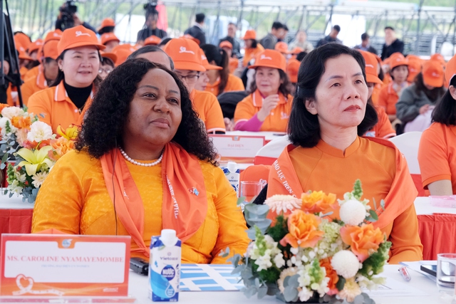 Những hình ảnh đẹp tại Lễ Mít tinh hưởng ứng Tháng Hành động vì bình đẳng giới năm 2025- Ảnh 2. Những hình ảnh đẹp tại Lễ Mít tinh hưởng ứng Tháng Hành động vì bình đẳng giới năm 2025- Ảnh 2.