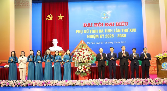 Trung ương Hội và lãnh đạo Tỉnh ủy chỉ đạo nhiệm vụ trọng tâm nhiệm kỳ mới đối với Hội LHPN Hà Tĩnh- Ảnh 3.