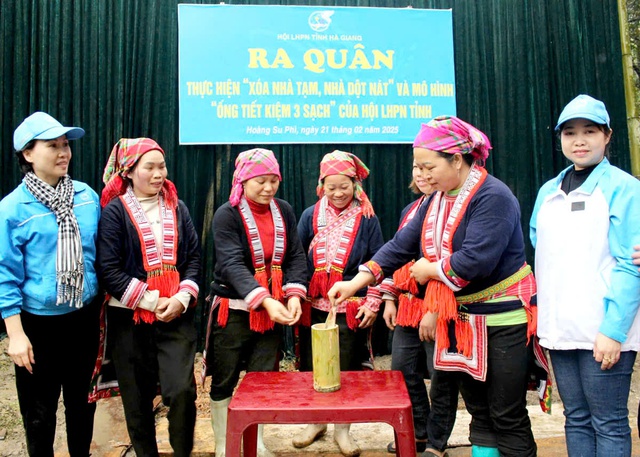 350 đại biểu dự Đại hội đại biểu Phụ nữ tỉnh Tuyên Quang lần thứ I, nhiệm kỳ 2025 - 2030- Ảnh 4.