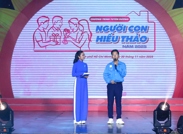 TPHCM: Tôn vinh 184 gương "Người con hiếu thảo" năm 2025- Ảnh 2. TPHCM: Tôn vinh 184 gương "Người con hiếu thảo" năm 2025- Ảnh 2.