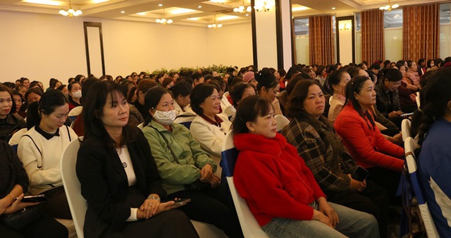 Cung cấp kiến thức chăm sóc sức khỏe chủ động cho hơn 300 phụ nữ Thái Nguyên- Ảnh 2.