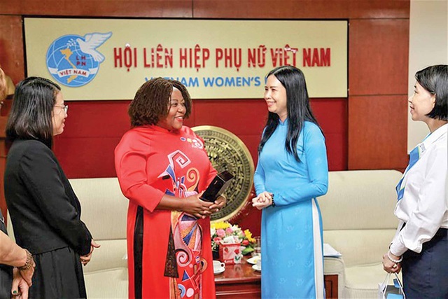 UN Women cam kết hợp tác cùng Hội LHPN Việt Nam trong chuyển đổi số và xanh- Ảnh 1. UN Women cam kết hợp tác cùng Hội LHPN Việt Nam trong chuyển đổi số và xanh- Ảnh 1.