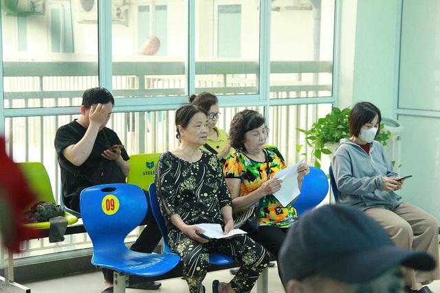 Thời điểm "vàng" thực hiện miễn viện phí toàn dân- Ảnh 3.