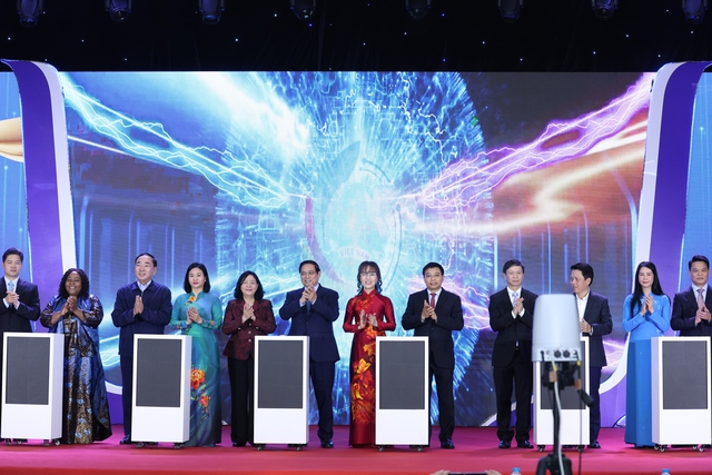 Chủ tịch Sovico Group: Cam kết đồng hành dài hạn cùng Hội LHPN Việt Nam xây dựng hệ sinh thái khởi nghiệp- Ảnh 1. Chủ tịch Sovico Group: Cam kết đồng hành dài hạn cùng Hội LHPN Việt Nam xây dựng hệ sinh thái khởi nghiệp- Ảnh 1.