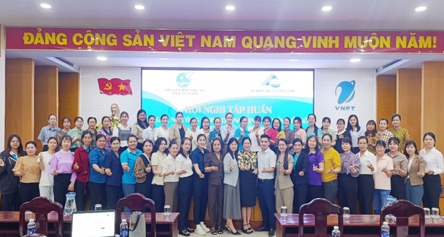 10 dấu ấn nổi bật của phụ nữ An Giang trong giai đoạn 2021-2025- Ảnh 3. 10 dấu ấn nổi bật của phụ nữ An Giang trong giai đoạn 2021-2025- Ảnh 3.