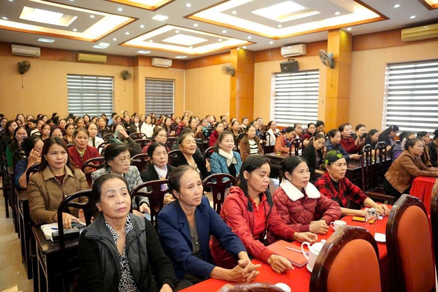 Hà Tĩnh: Đa dạng hình thức đưa Nghị quyết Đại hội phụ nữ đến từng chi hội - Ảnh 2. Hà Tĩnh: Đa dạng hình thức đưa Nghị quyết Đại hội phụ nữ đến từng chi hội - Ảnh 2.