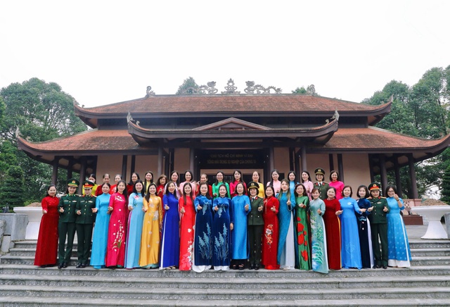 Những hình ảnh đẹp tại Đại hội đại biểu Phụ nữ tỉnh Thanh Hóa lần thứ XIX, nhiệm kỳ 2025-2030- Ảnh 13. Những hình ảnh đẹp tại Đại hội đại biểu Phụ nữ tỉnh Thanh Hóa lần thứ XIX, nhiệm kỳ 2025-2030- Ảnh 13.