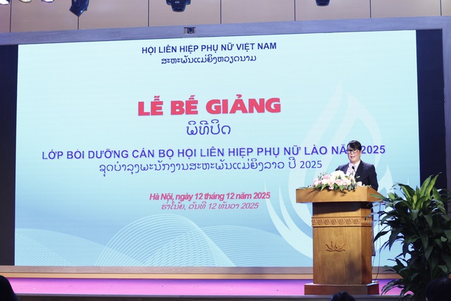 Trung ương Hội LHPN Việt Nam bế giảng lớp bồi dưỡng cán bộ Hội LHPN Lào năm 2025- Ảnh 4.