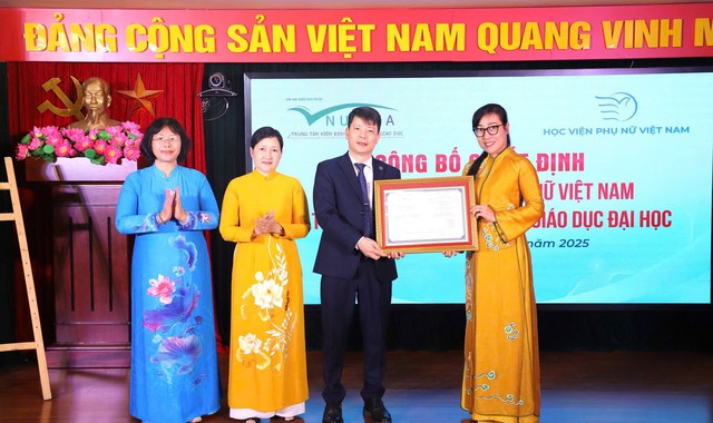 Học viện Phụ nữ Việt Nam nhận quyết định kiểm định chất lượng cơ sở giáo dục chu kỳ 2- Ảnh 1.