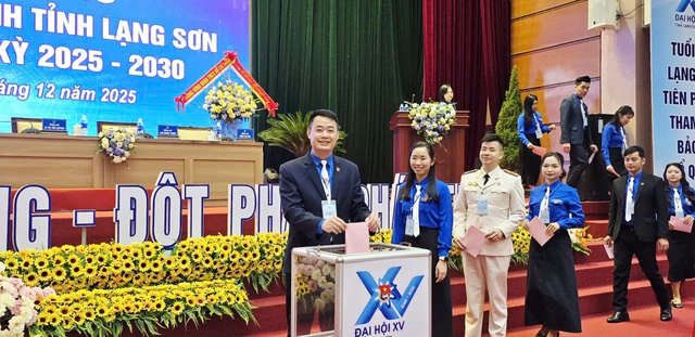 44% nữ cán bộ Đoàn trúng cử Ban Chấp hành Tỉnh Đoàn Lạng Sơn khóa XV- Ảnh 5. 44% nữ cán bộ Đoàn trúng cử Ban Chấp hành Tỉnh Đoàn Lạng Sơn khóa XV- Ảnh 5.