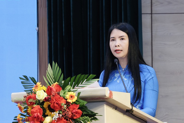 Khai mạc Hội nghị lần thứ 15 Ban Chấp hành Trung ương Hội LHPN Việt Nam khóa XIII- Ảnh 1. Khai mạc Hội nghị lần thứ 15 Ban Chấp hành Trung ương Hội LHPN Việt Nam khóa XIII- Ảnh 1.