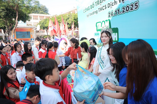 Dùng âm nhạc để lan tỏa tinh thần sống xanh, bảo vệ môi trường- Ảnh 2. Dùng âm nhạc để lan tỏa tinh thần sống xanh, bảo vệ môi trường- Ảnh 2.