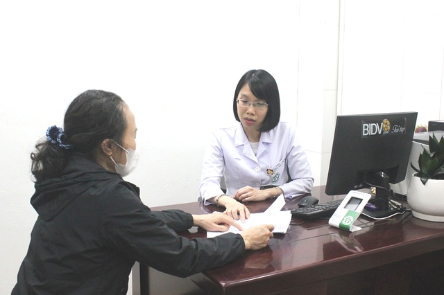 Đừng chủ quan khi có biểu hiện "đi chợ quên mua đồ, nấu ăn cháy cả nồi"- Ảnh 1. Đừng chủ quan khi có biểu hiện "đi chợ quên mua đồ, nấu ăn cháy cả nồi"- Ảnh 1.