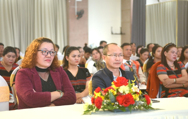 Khi tri thức cùng già làng, phụ nữ Pa Cô trở về bản làng để gìn giữ lễ hội truyền thống- Ảnh 4.