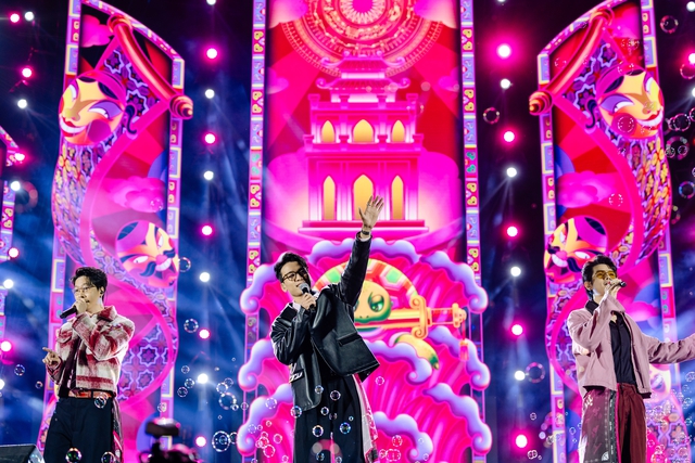 Hảo Hảo Concert - The Journey of 25: Đại tiệc âm nhạc bùng nổ chào 25 năm “Hảo mọi lúc - Hảo mọi sự”- Ảnh 2. Hảo Hảo Concert - The Journey of 25: Đại tiệc âm nhạc bùng nổ chào 25 năm “Hảo mọi lúc - Hảo mọi sự”- Ảnh 2.